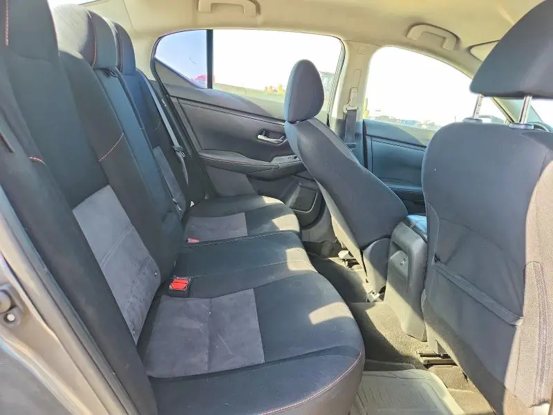 2021 NISSAN SENTRA SR  