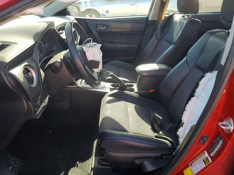 2017 TOYOTA COROLLA SE  