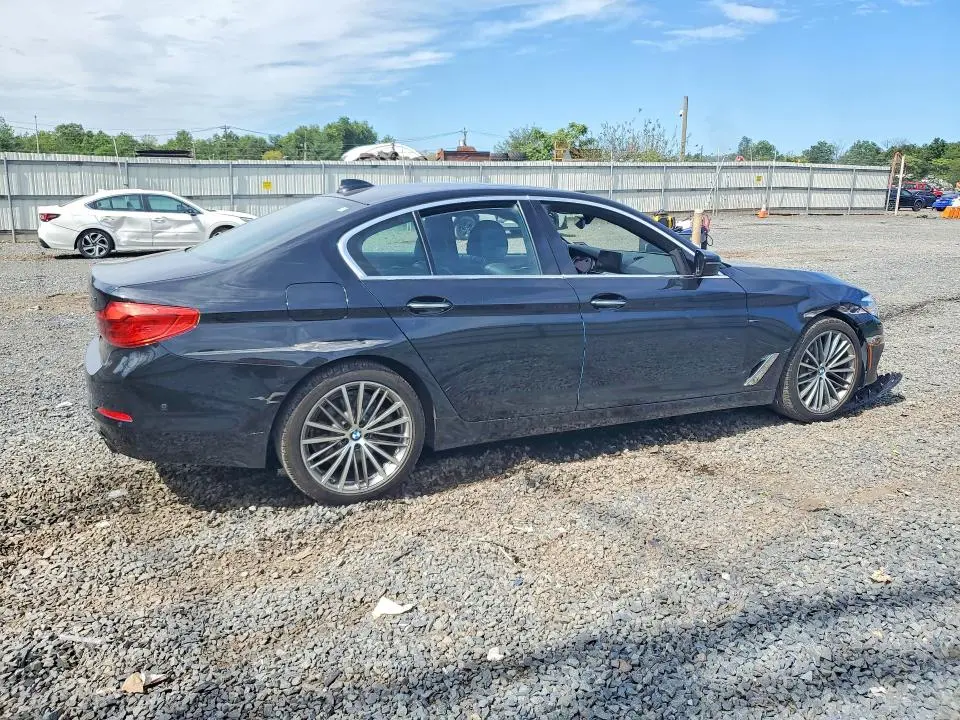 2017 BMW 530 XI  