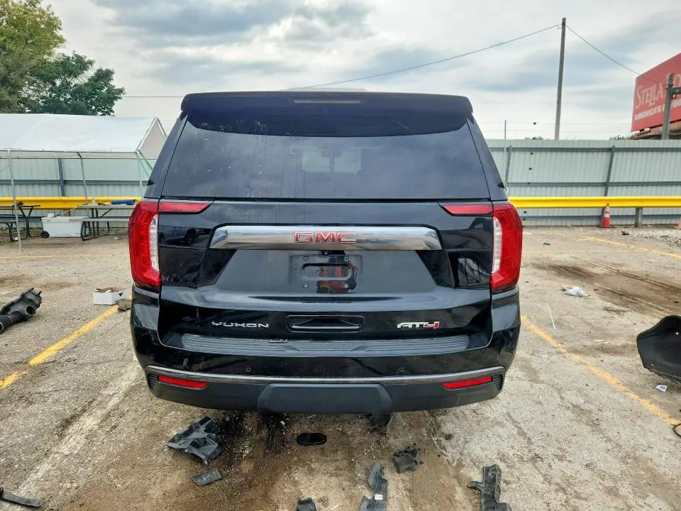 2021 GMC YUKON XL K1500 AT4  
