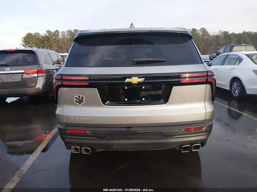 2024 CHEVROLET TRAVERSE FWD LS
