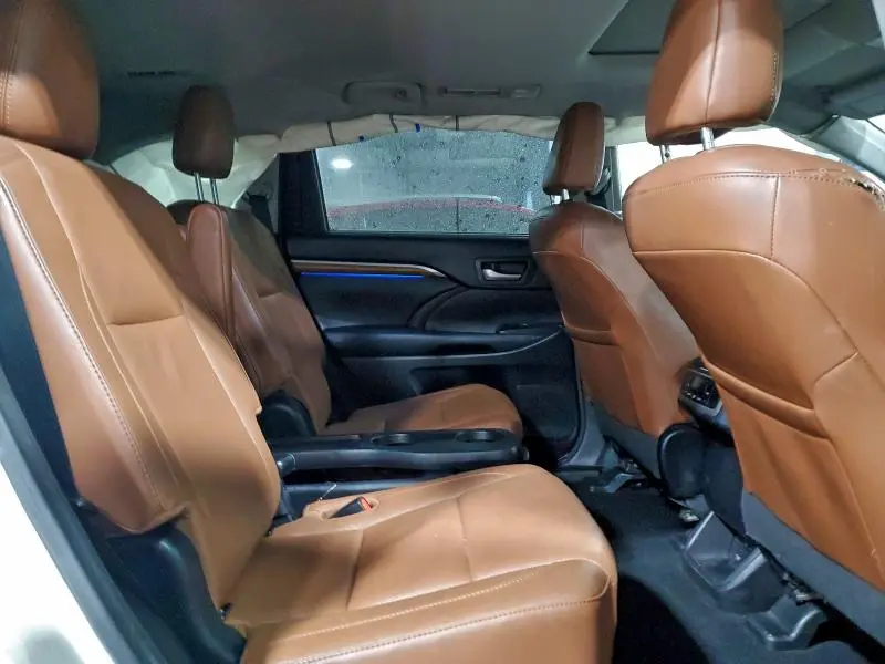 2018 TOYOTA HIGHLANDER LIMITED  