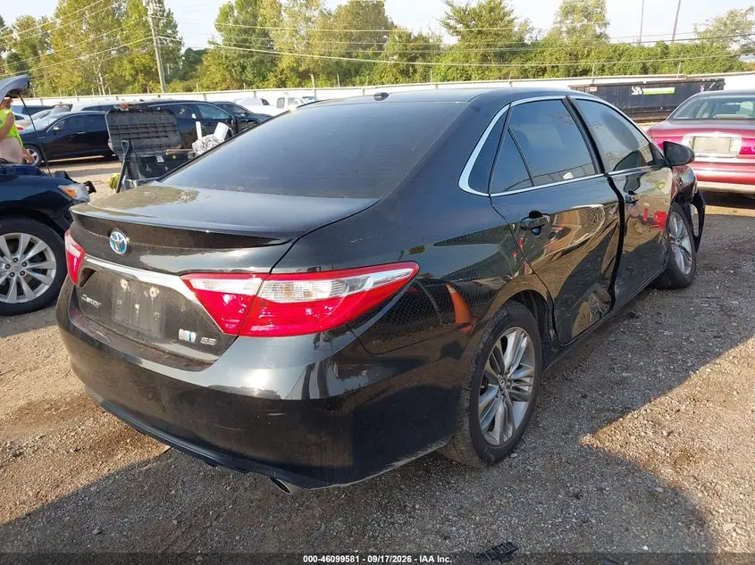 2017 TOYOTA CAMRY HYBRID SE
