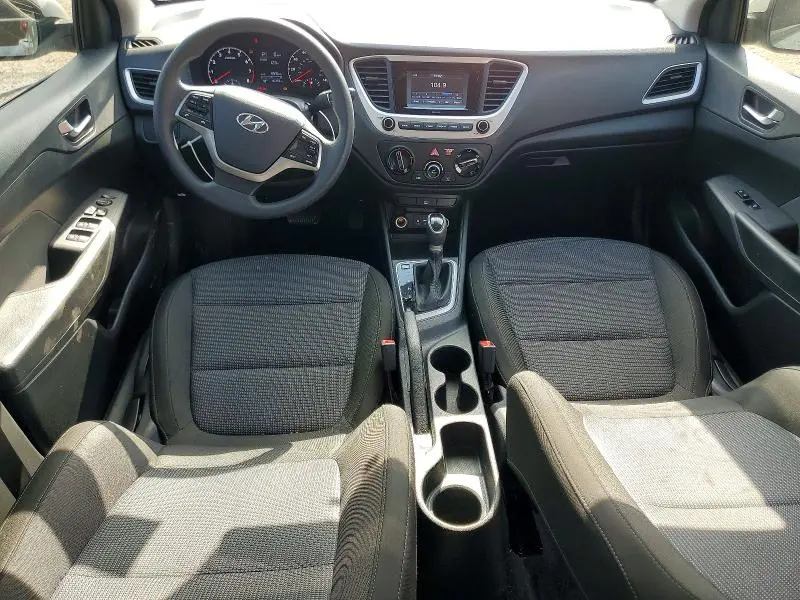 2022 HYUNDAI ACCENT SE  