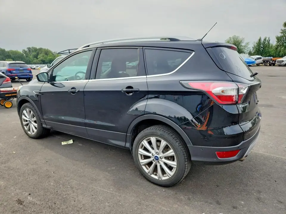 2017 FORD ESCAPE TITANIUM  