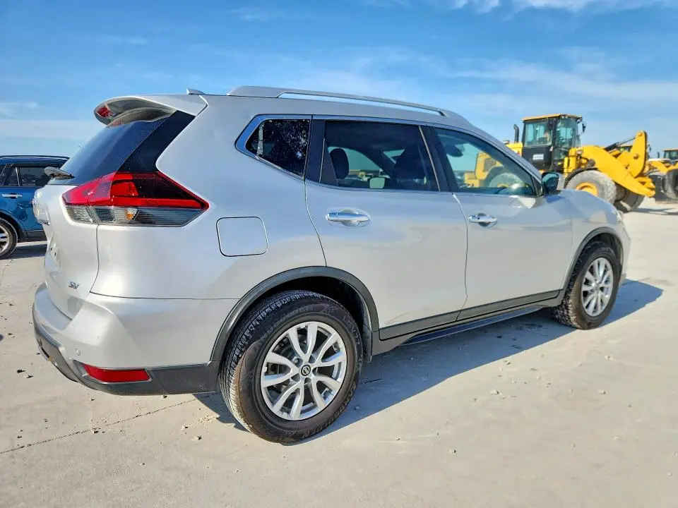 2019 NISSAN ROGUE SV  