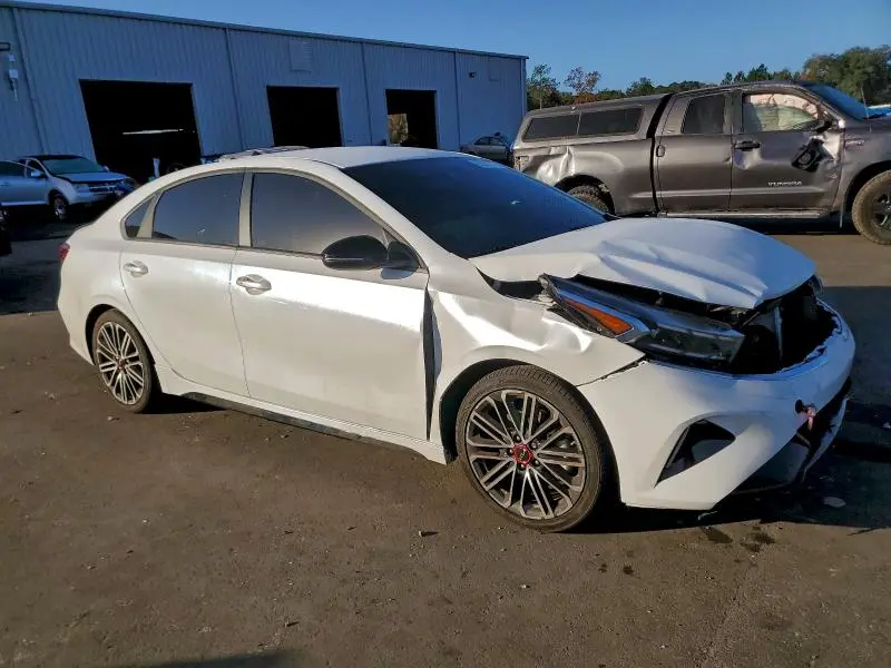 2024 KIA FORTE GT  
