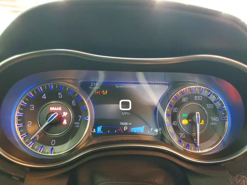 2017 CHRYSLER 300C LUXURY  