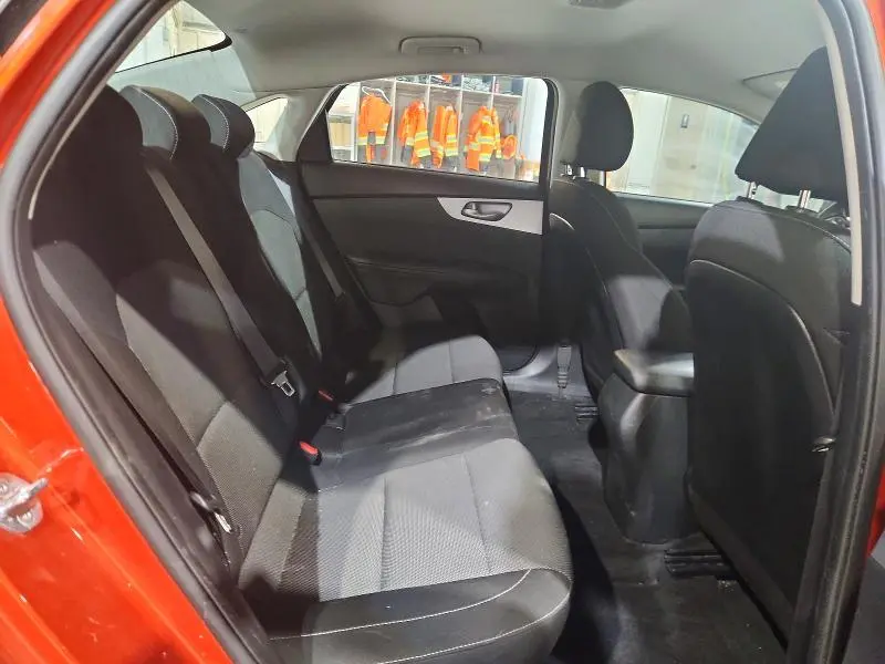 2022 KIA FORTE LXS  