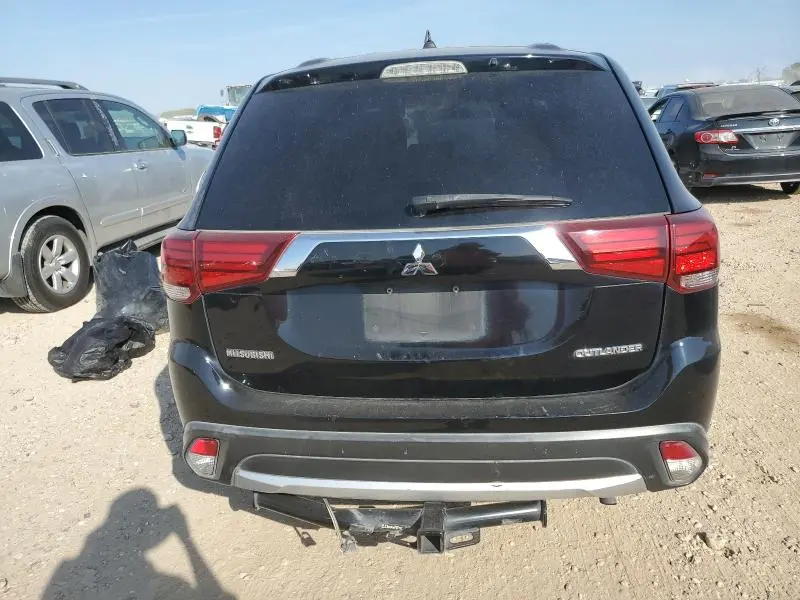 2016 MITSUBISHI OUTLANDER ES  