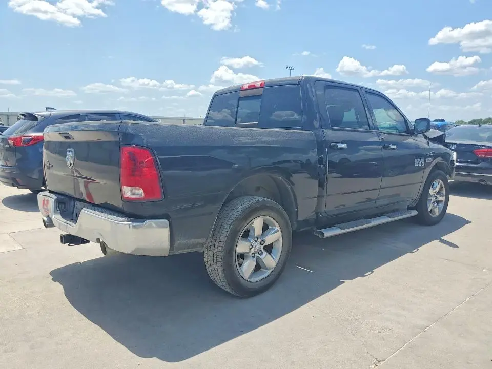 2014 RAM 1500 SLT  