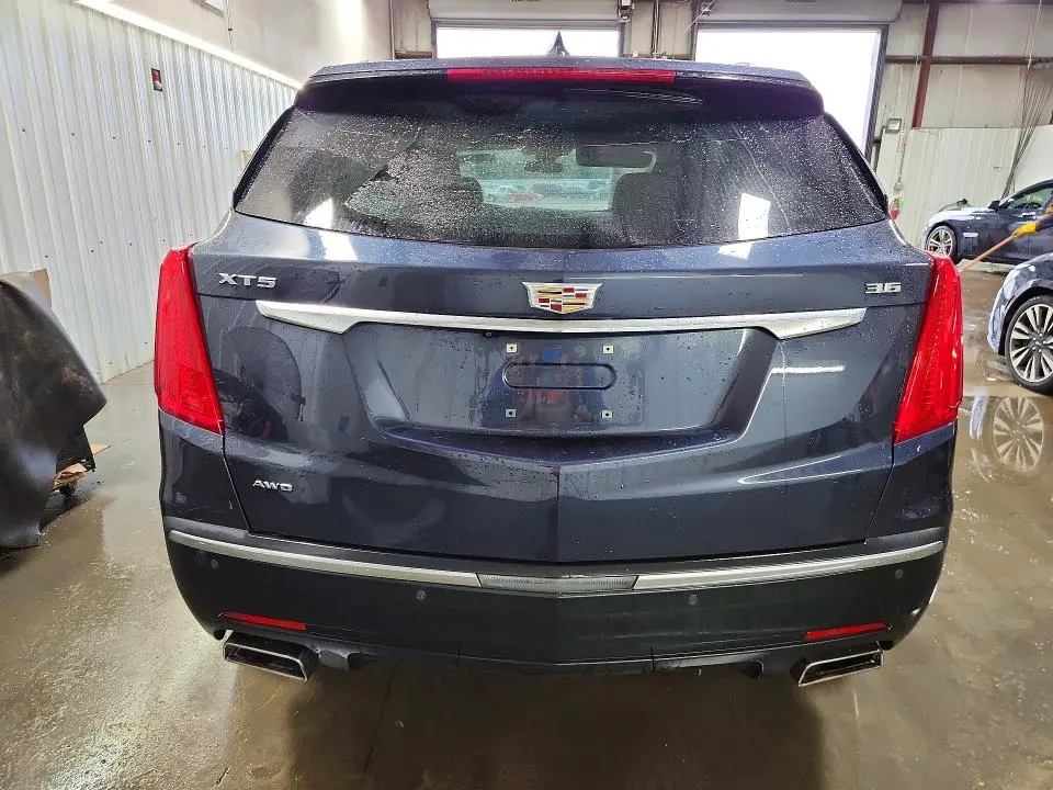 2018 CADILLAC XT5 LUXURY  