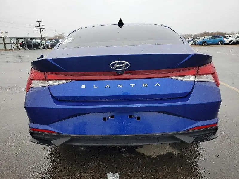 2023 HYUNDAI ELANTRA   