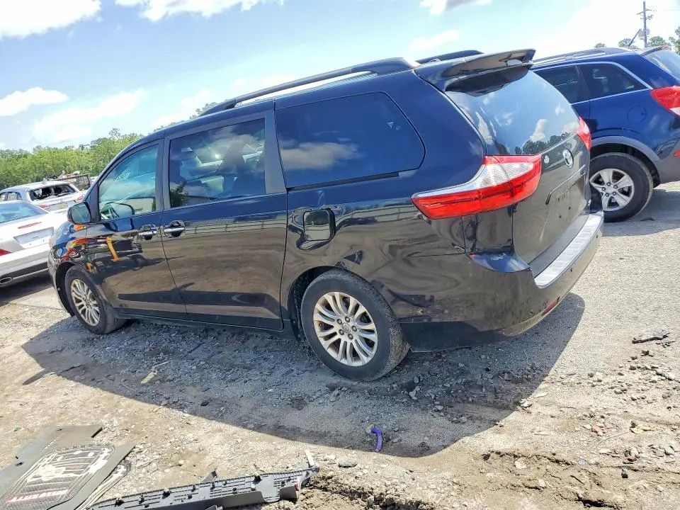 2016 TOYOTA SIENNA XLE 8-PASSENGER  