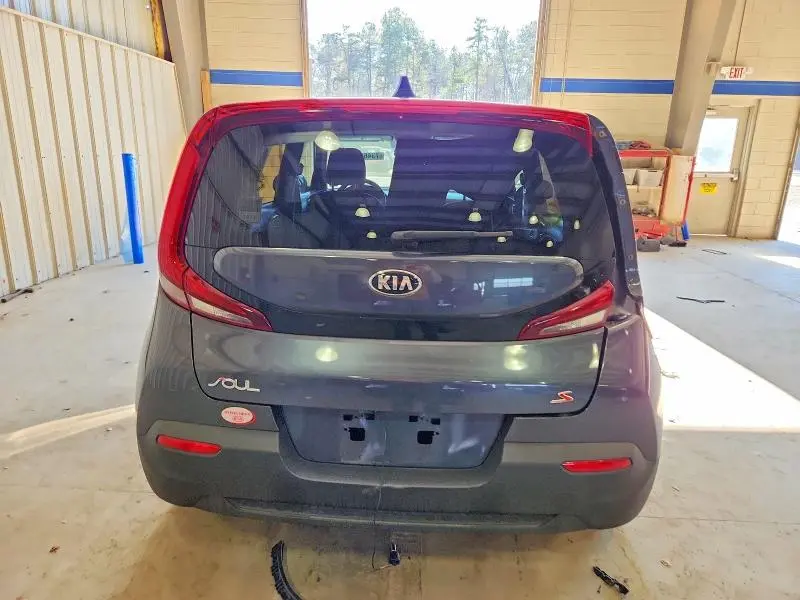2020 KIA SOUL LX  