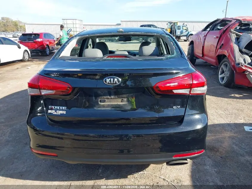 2017 KIA FORTE EX