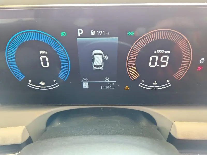 2025 HYUNDAI TUCSON SEL  