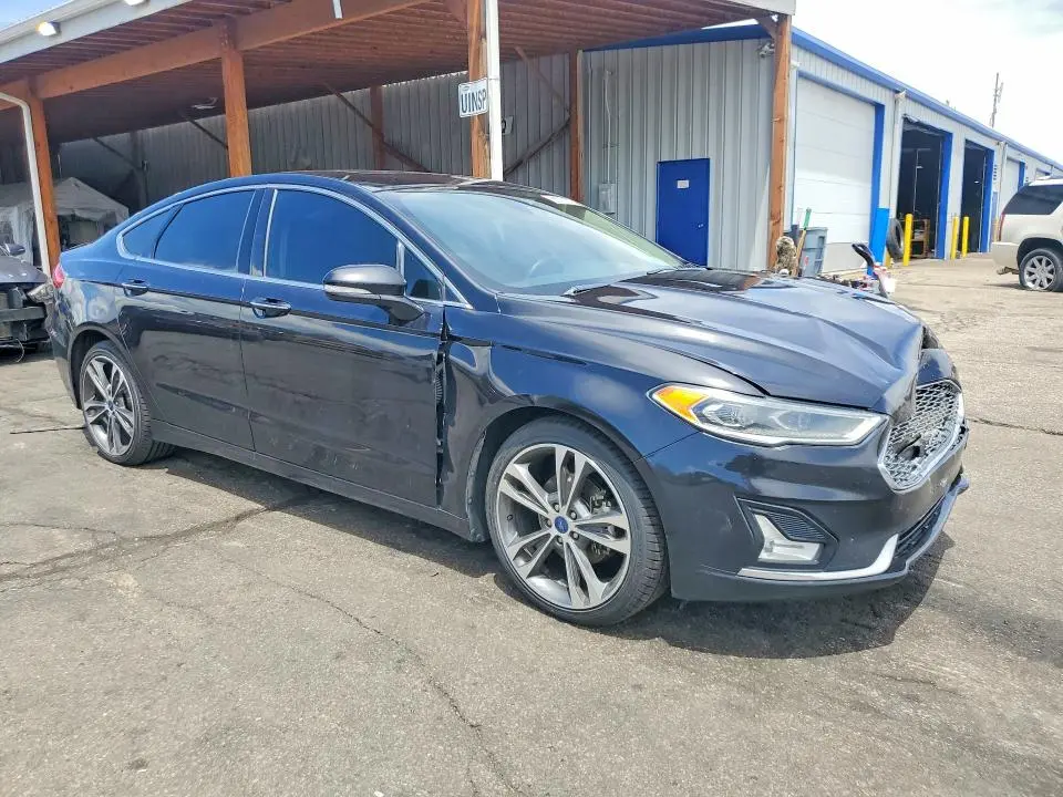 2019 FORD FUSION TITANIUM  
