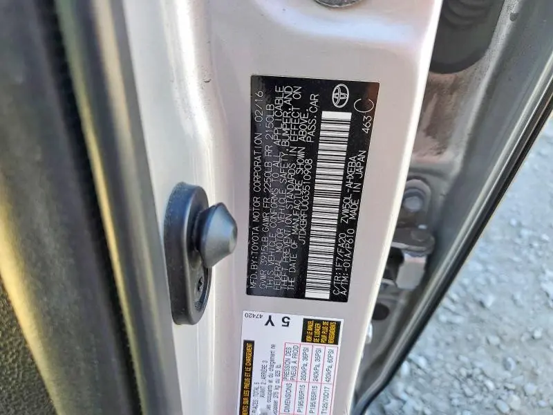 2016 TOYOTA PRIUS TWO  