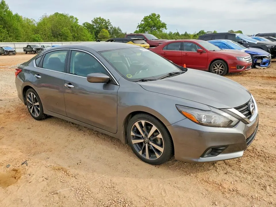 2016 NISSAN ALTIMA 2.5 SR  