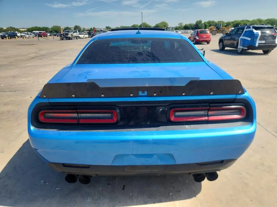 2015 DODGE CHALLENGER SRT 392  