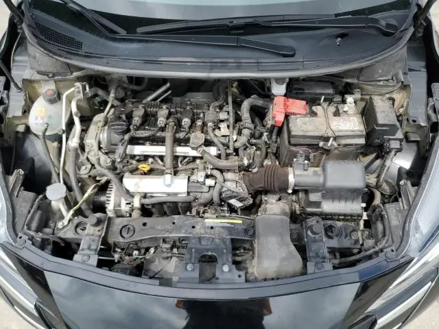 2023 NISSAN VERSA SV  