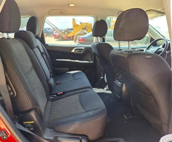 2017 NISSAN PATHFINDER SV  