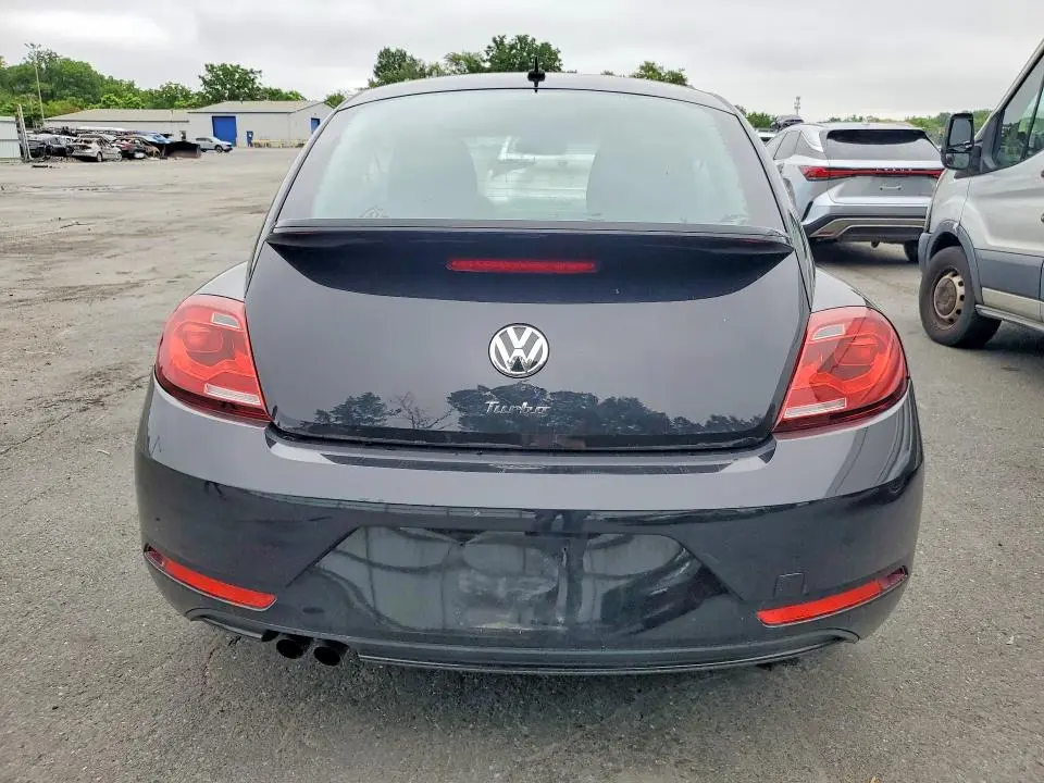 2017 VOLKSWAGEN BEETLE 1.8T  