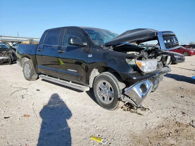 2010 TOYOTA TUNDRA CREWMAX SR5  