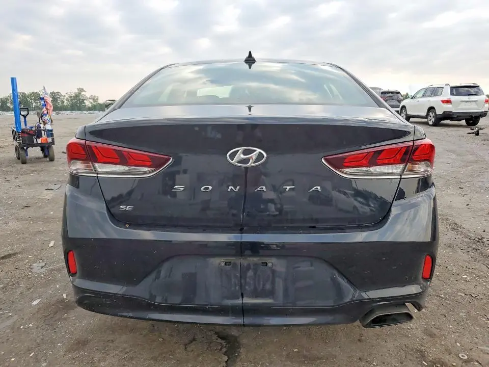 2019 HYUNDAI SONATA SE  