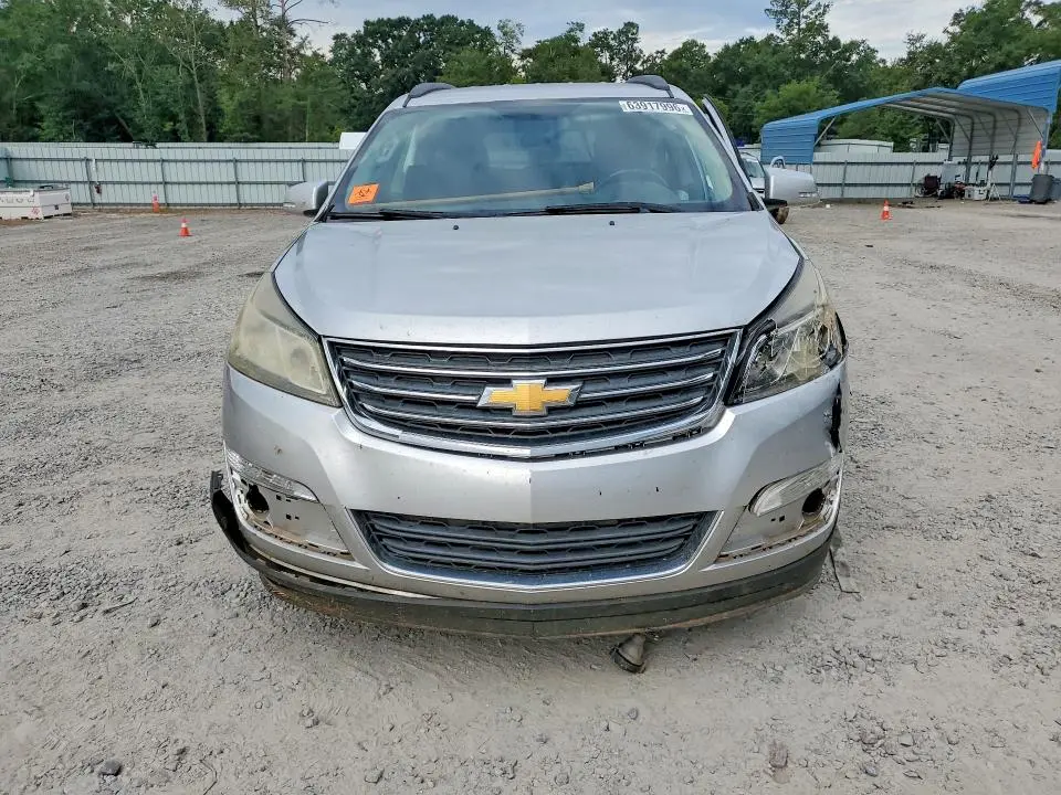 2015 CHEVROLET TRAVERSE LT  