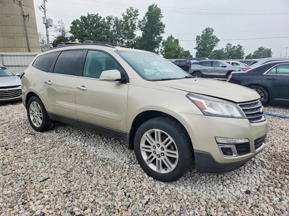 2015 CHEVROLET TRAVERSE LT  