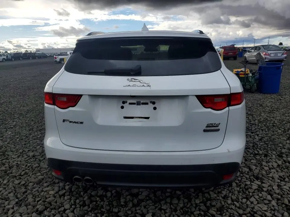 2017 JAGUAR F-PACE PREMIUM  
