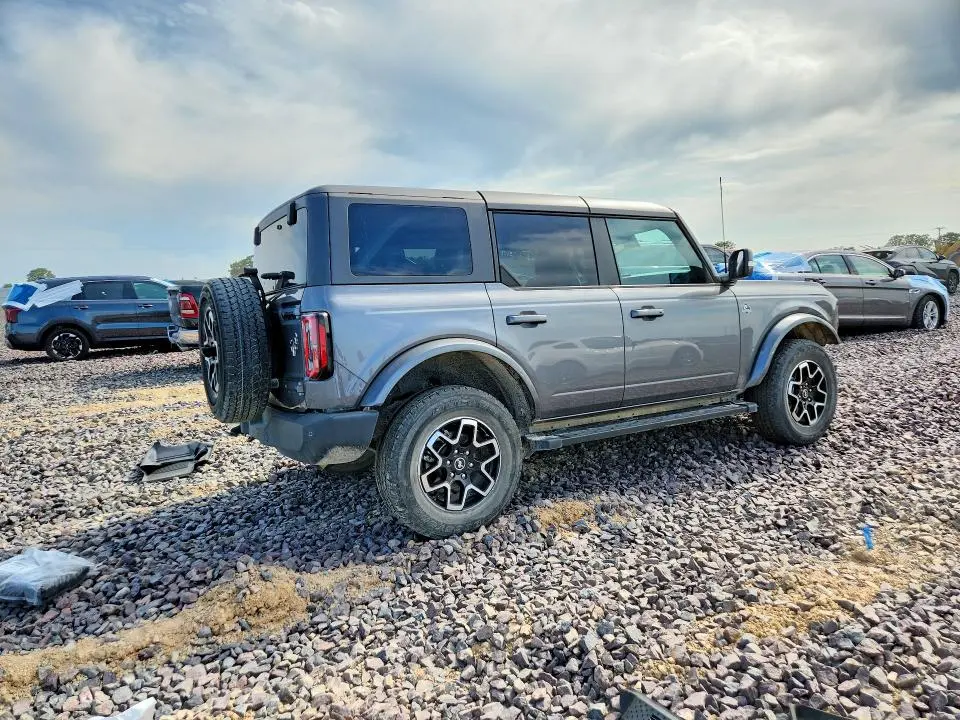 2023 FORD BRONCO BASE  