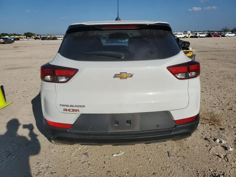 2021 CHEVROLET TRAILBLAZER LS  