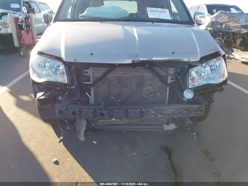 2016 CHRYSLER TOWN & COUNTRY TOURING-L ANNIVERSARY EDITION