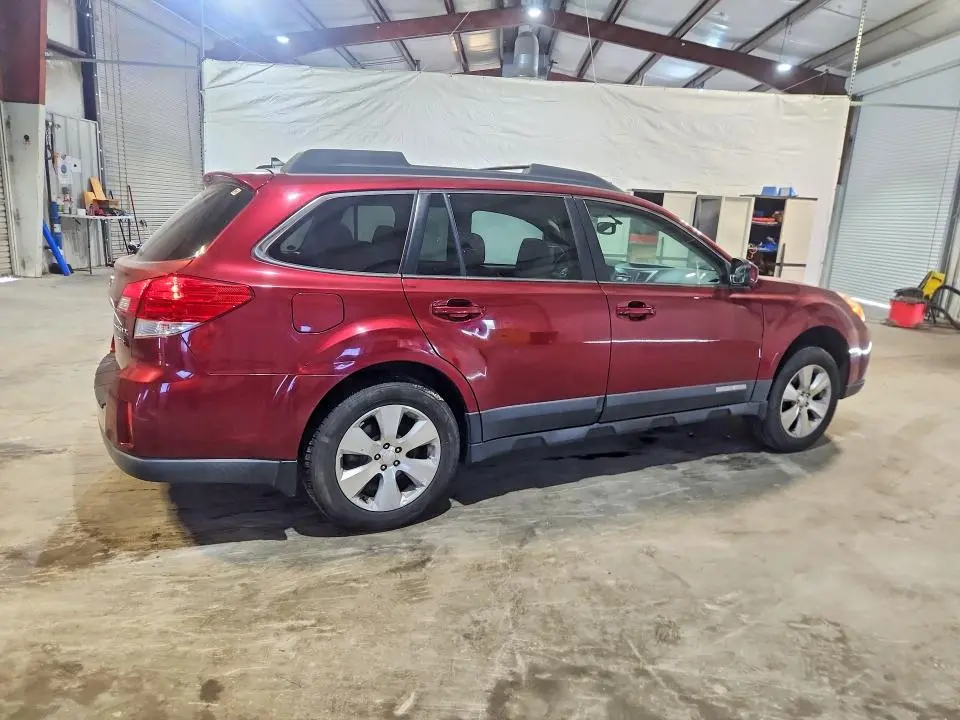 2011 SUBARU OUTBACK 3.6R LIMITED  