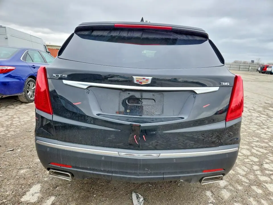 2017 CADILLAC XT5 LUXURY  