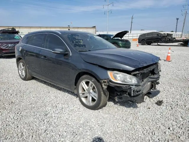 2015 VOLVO V60 PREMIER+  