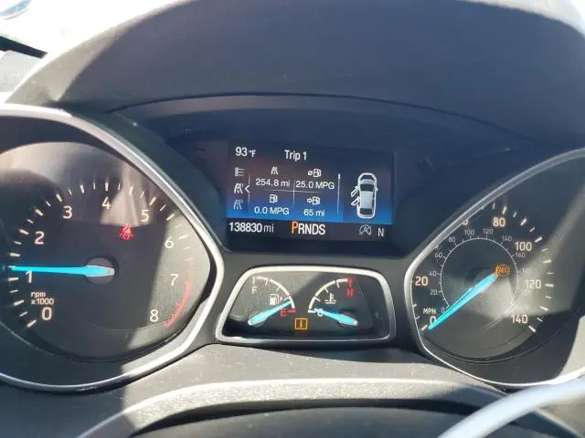2017 FORD ESCAPE SE  