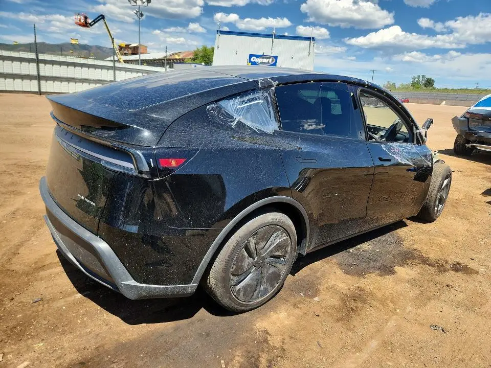 2026 TESLA MODEL Y   