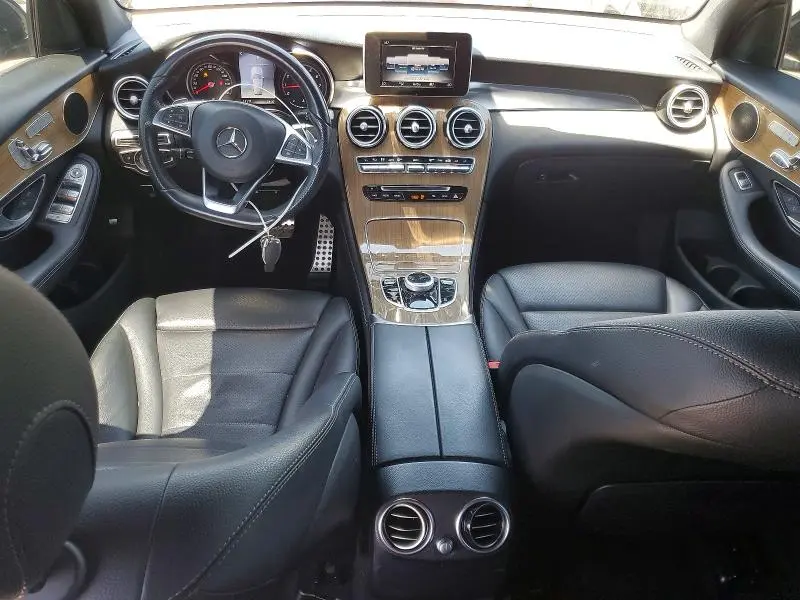 2018 MERCEDES-BENZ GLC 300  