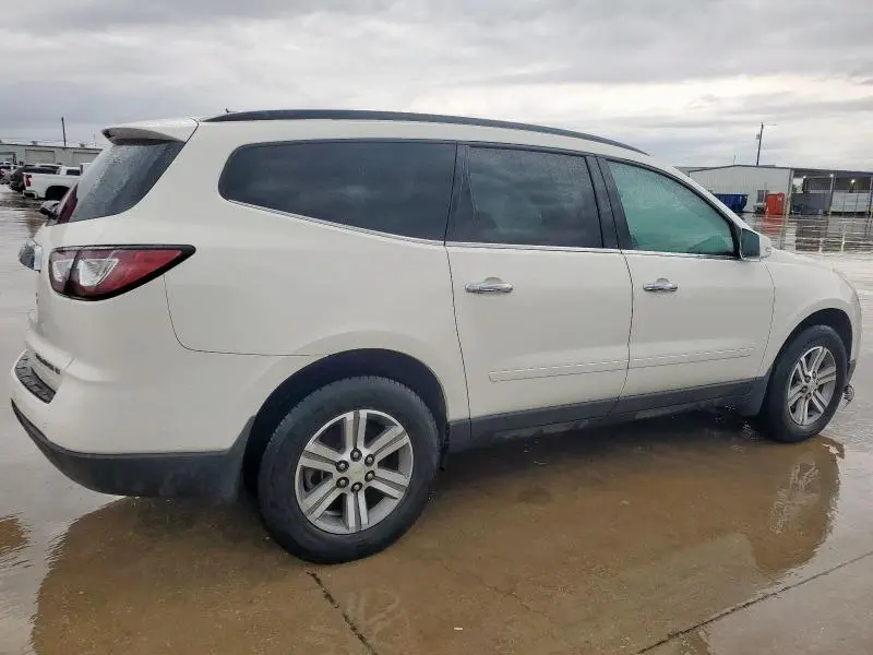 2015 CHEVROLET TRAVERSE LT  