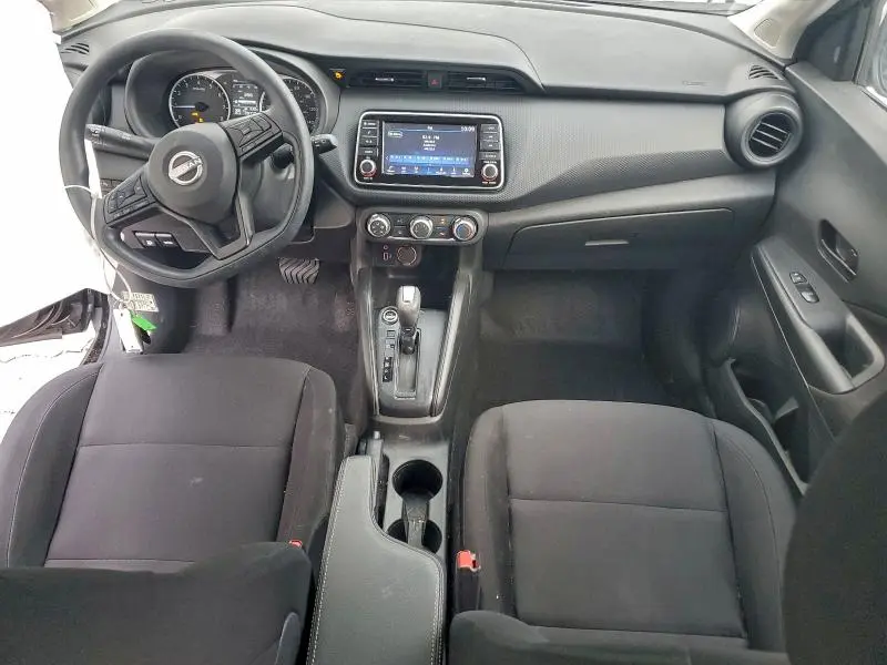 2023 NISSAN KICKS S  