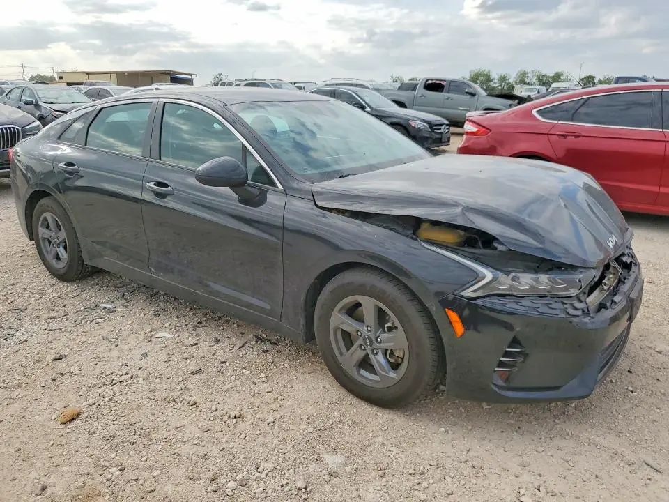 2022 KIA K5 LX  