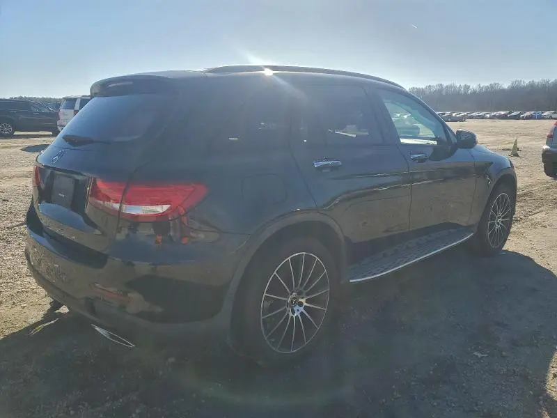 2019 MERCEDES-BENZ GLC 300  