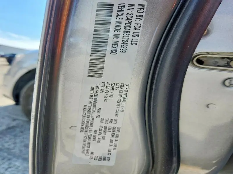 2020 DODGE JOURNEY SE  