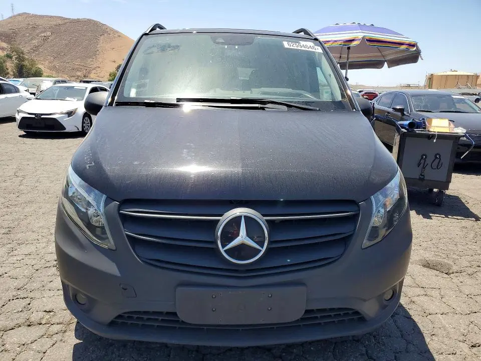 2023 MERCEDES-BENZ METRIS   