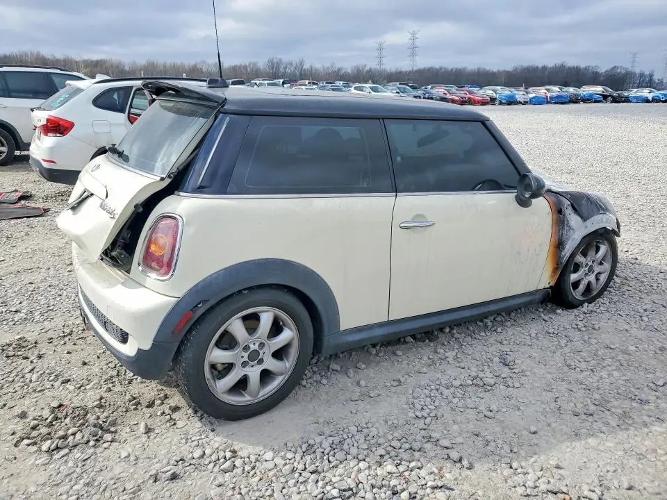 2010 MINI COOPER S  