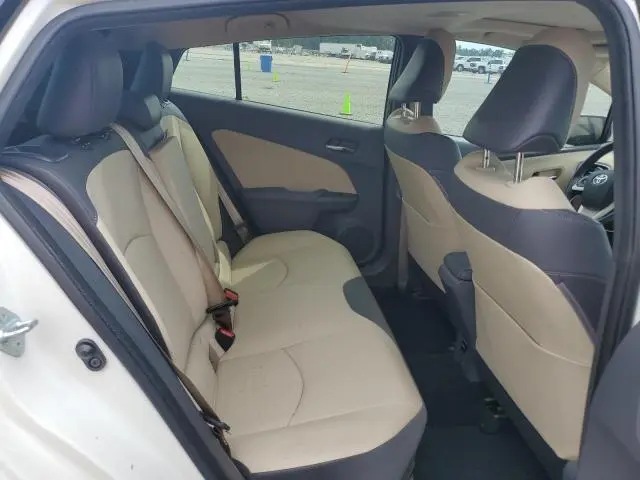2016 TOYOTA PRIUS   